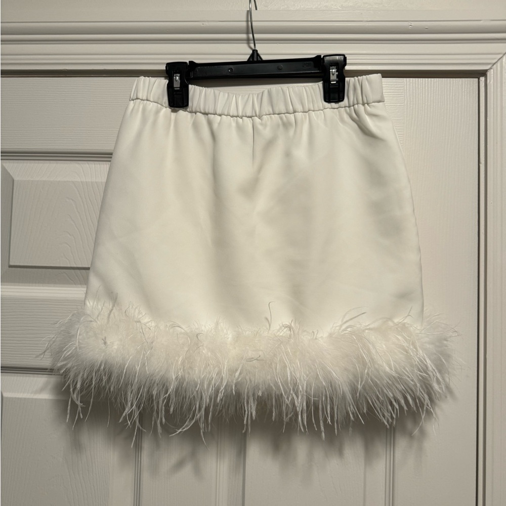 La’Ros White Feathered Skirt - Medium
